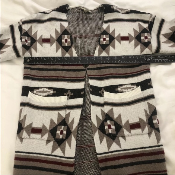 Venario Womens Southwest Tribal Print Cardigan Clip Front Pockets Size Small - Picture 10 of 10